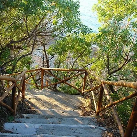 Lipari Villa Cefalù